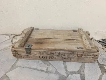 caisse en bois militaire
