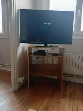 meuble ordinateur ou télévision