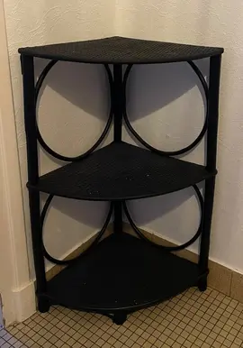 petite étagère d’angle