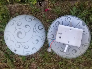 2 appliques murales