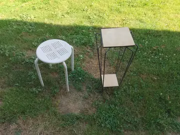Sellette et tabouret