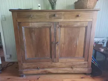 Buffet rustique en bois