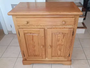 2 petits meubles / commodes