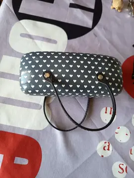 étui à lunettes