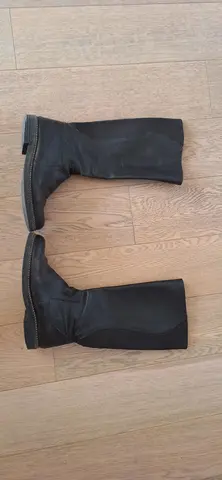 Bottes marrons taille 38 avec fermetures