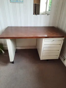 bureau métallique