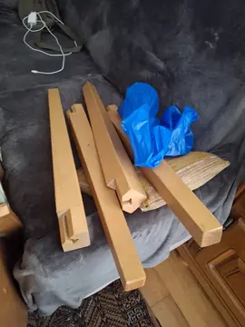 table ronde en bois avec rallonge integre