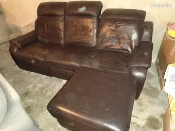 Canapé cuir avec méridienne + assise relax + 2 poufs