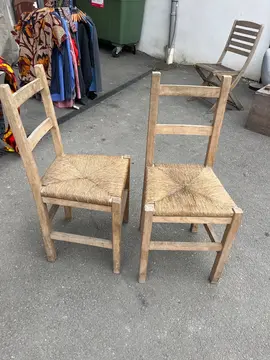 chaises