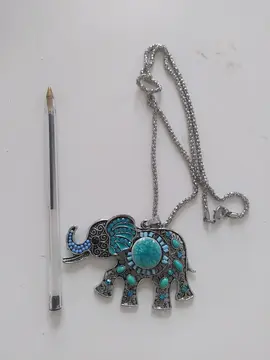 collier éléphant