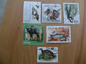 Timbres VIETNAM LOT 4