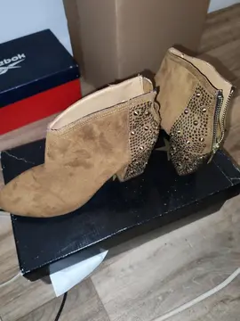 bottines dain T37
