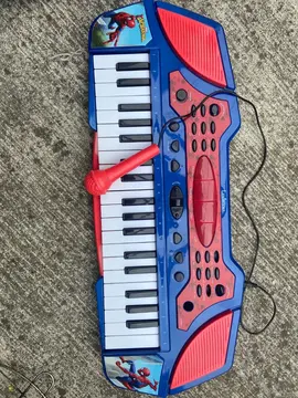 Piano enfant Spiderman