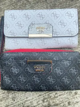 Porte feuille Guess
