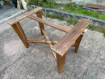 pied de table en bois