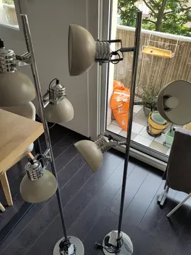 Lot deux lampadaire de salon