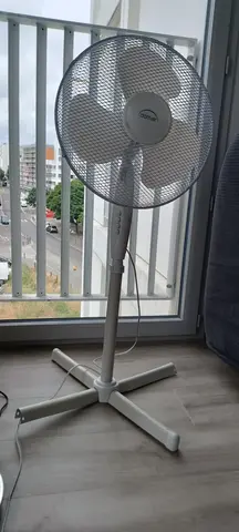 ventilateur sur pieds