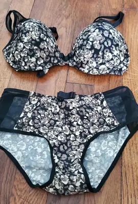 ensemble lingerie Well