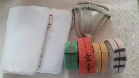 Protections Karaté ceintures-coquille-protege tibia -arts martiaux