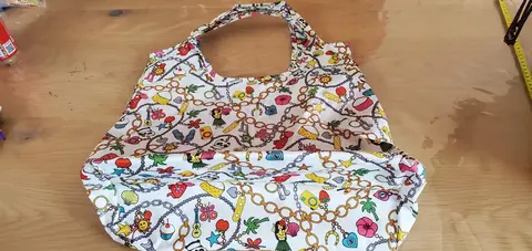 sac à main motif hawai