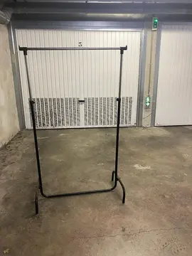 penderie réglable en hauteur