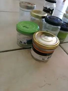 Pots en verre couvercle vissés