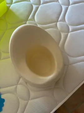pot adaptateur et barrière de lit enfant