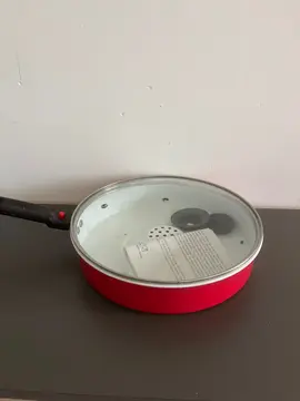 sauteuse en céramique