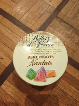 Boite de berlingots en métal