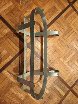 Porte jardinière en métal