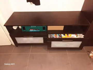 2 meubles tv et 1 table basse