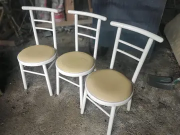 chaises