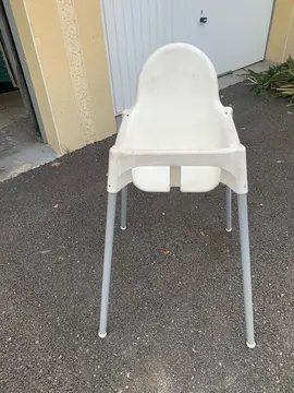 une chaise enfant