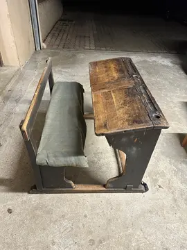 bureau écolier ancien
