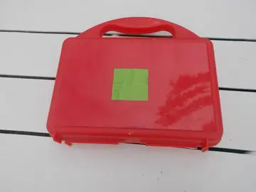 Petite valise en plastique