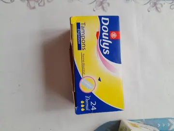 3 boîtes de tampons hygiéniques