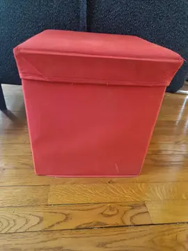 rangement / pouf cubique