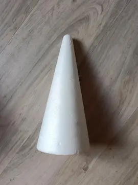 Cone en polyester