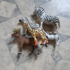 Lot d'animaux en plastique