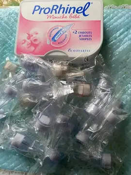 Mouche bébé avec des embouts jetables