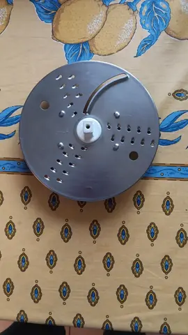 Accessoure de robot de cuisine : disque à râper et émincer Seb