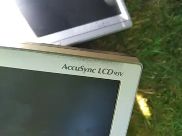lots écran LCD vga