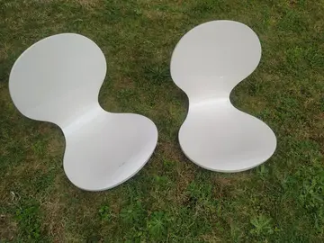 2 assises de chaise