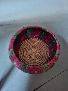 bannière à fruits en osier .