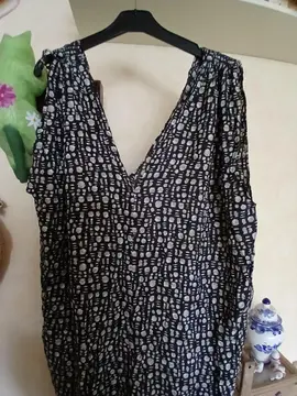 robe en V taille estimée 42/44