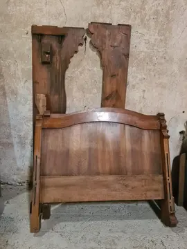 lit ancien en bois 130 cm