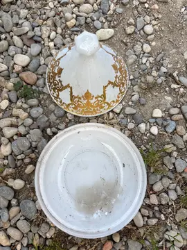 petit plat à tagine décoratif en verre