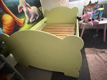 lit enfant avec matelas