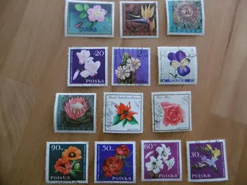 Timbres FLEURS POLOGNE LOT 1