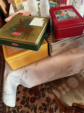 boîte A gâteaux en métal